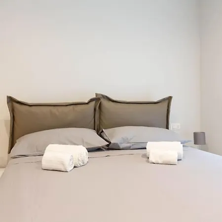 Apartment Milano Centrale Apartment Milan